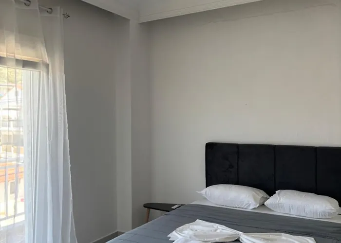 Matina And Thaleia * Potósz