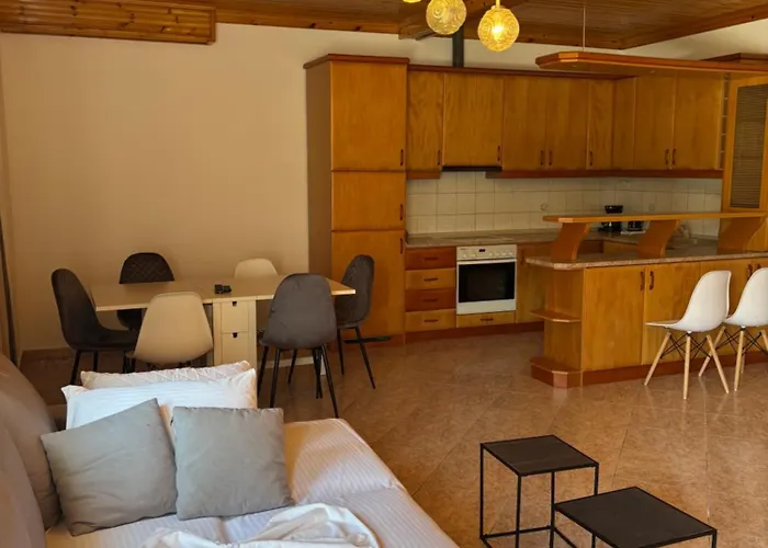 Matina And Thaleia Potósz